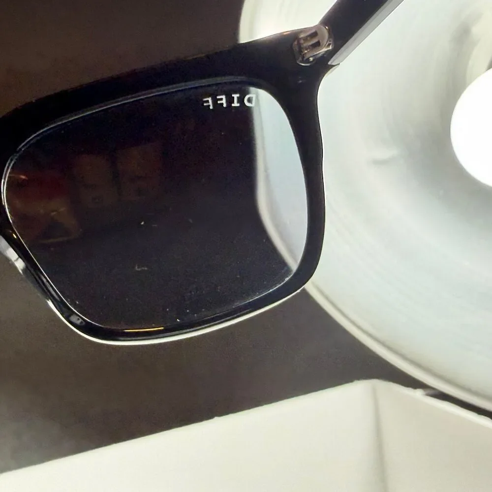 DIFF EYEWEAR diff eyewear